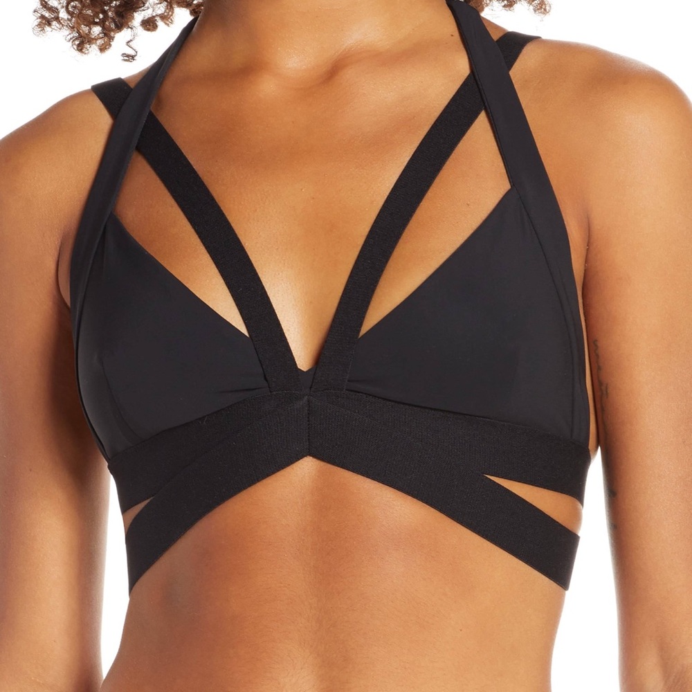 ALO Nadi Sports Bra